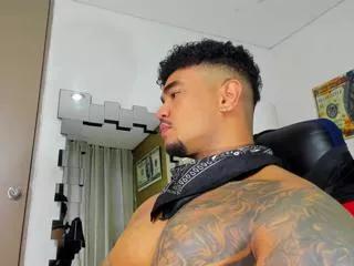 zeus_strong on Flirt4Free 