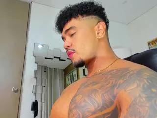 zeus_strong on Flirt4Free 