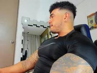 zeus_strong on Flirt4Free 