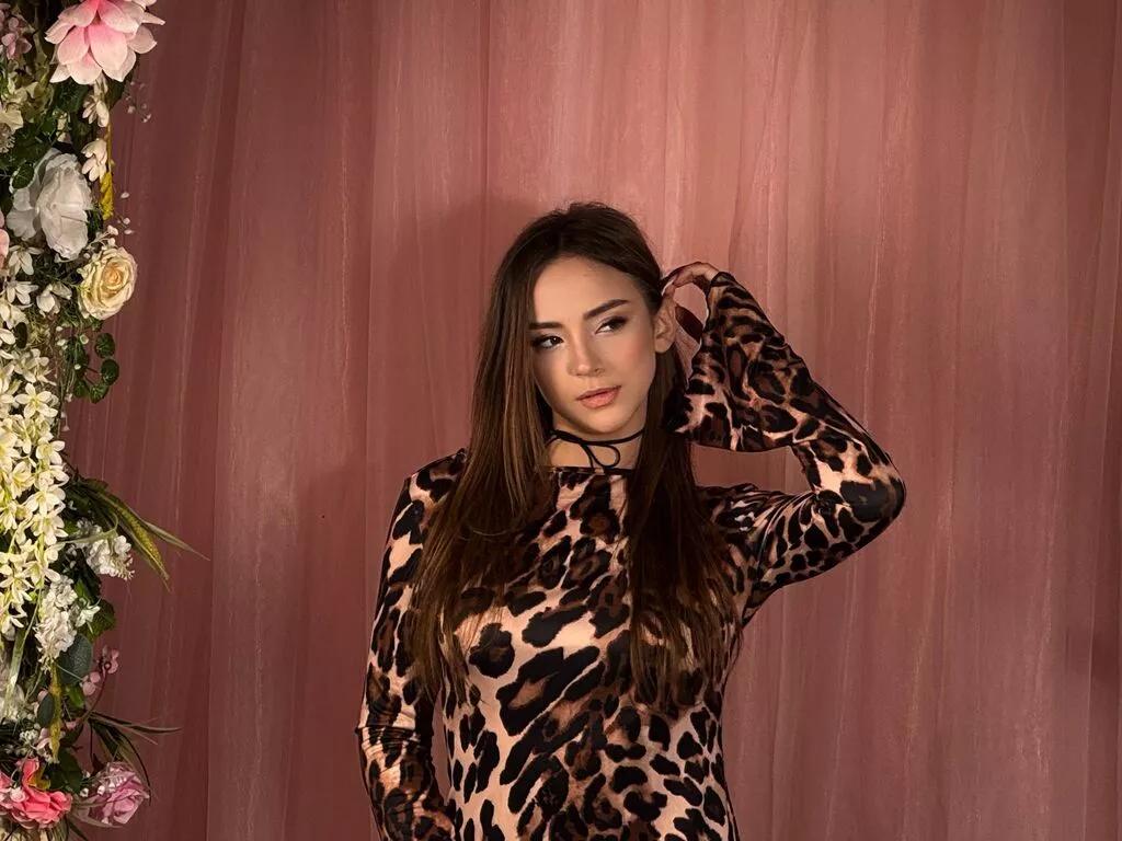 AlinaRouge on LiveJasmin 
