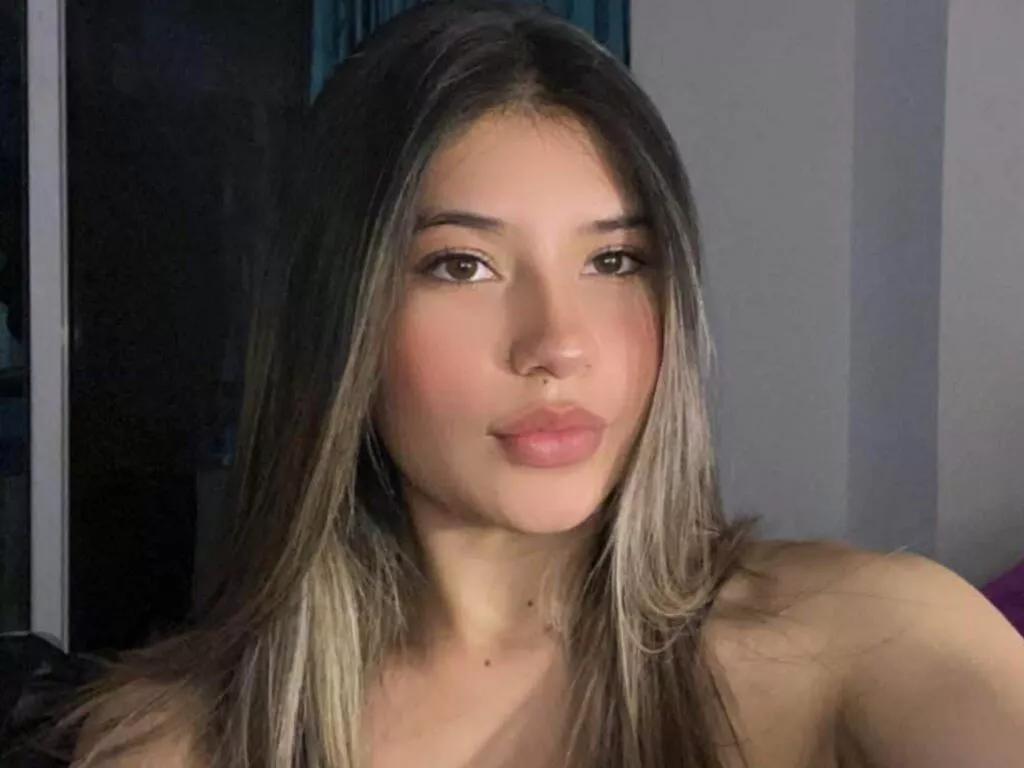 AmberCarriazo on LiveJasmin 