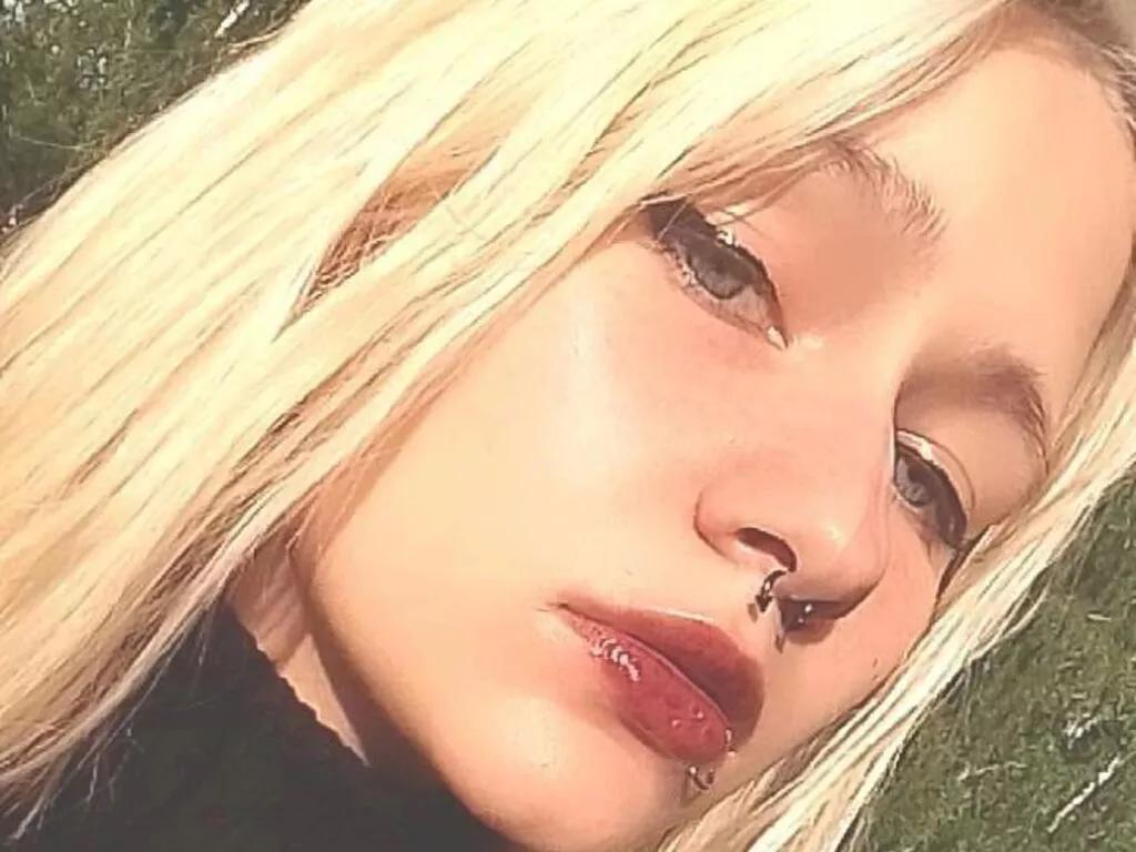 BlytheHamm on LiveJasmin 