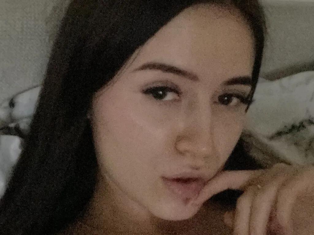 ChloeBolwman on LiveJasmin