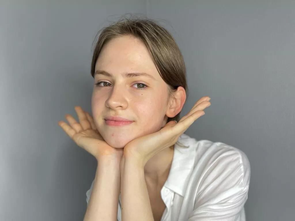 ElvaGoldsworthy on LiveJasmin 