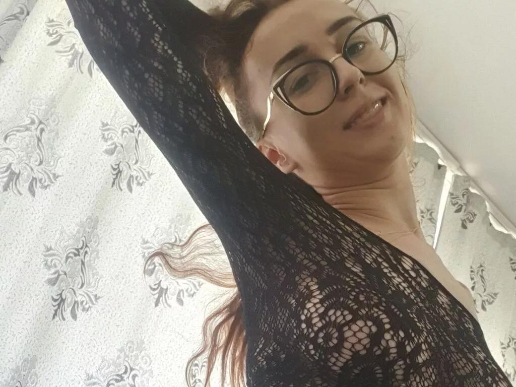 EmilyAvva on LiveJasmin 