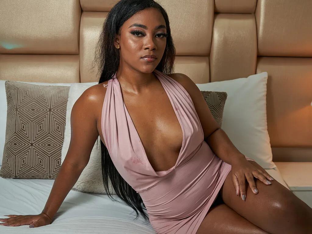 Discover EmmaCourth, she wants to masturbate for you EmmaCourth from LiveJasmin