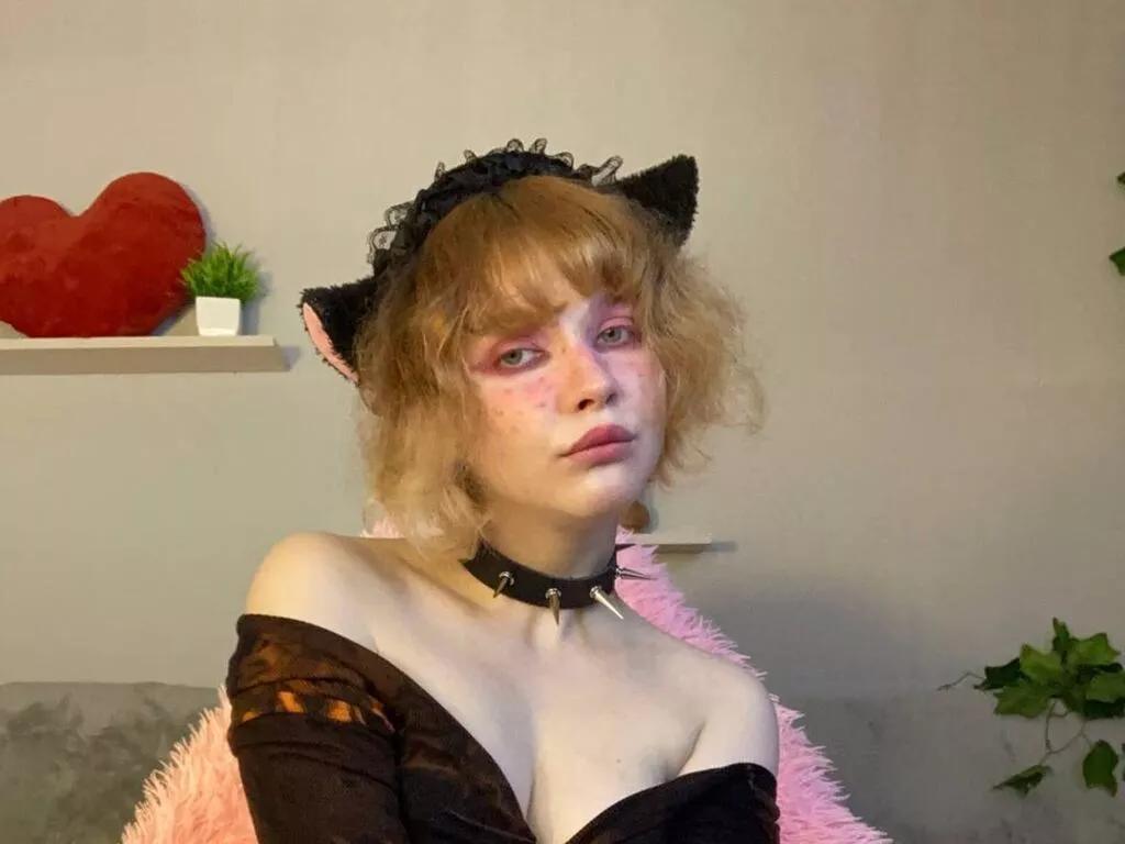 FuriKreks on LiveJasmin