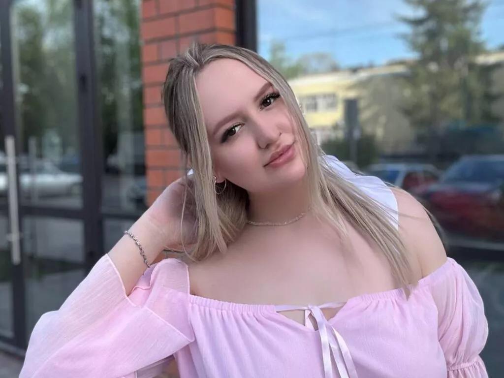 KellyHowell on LiveJasmin 