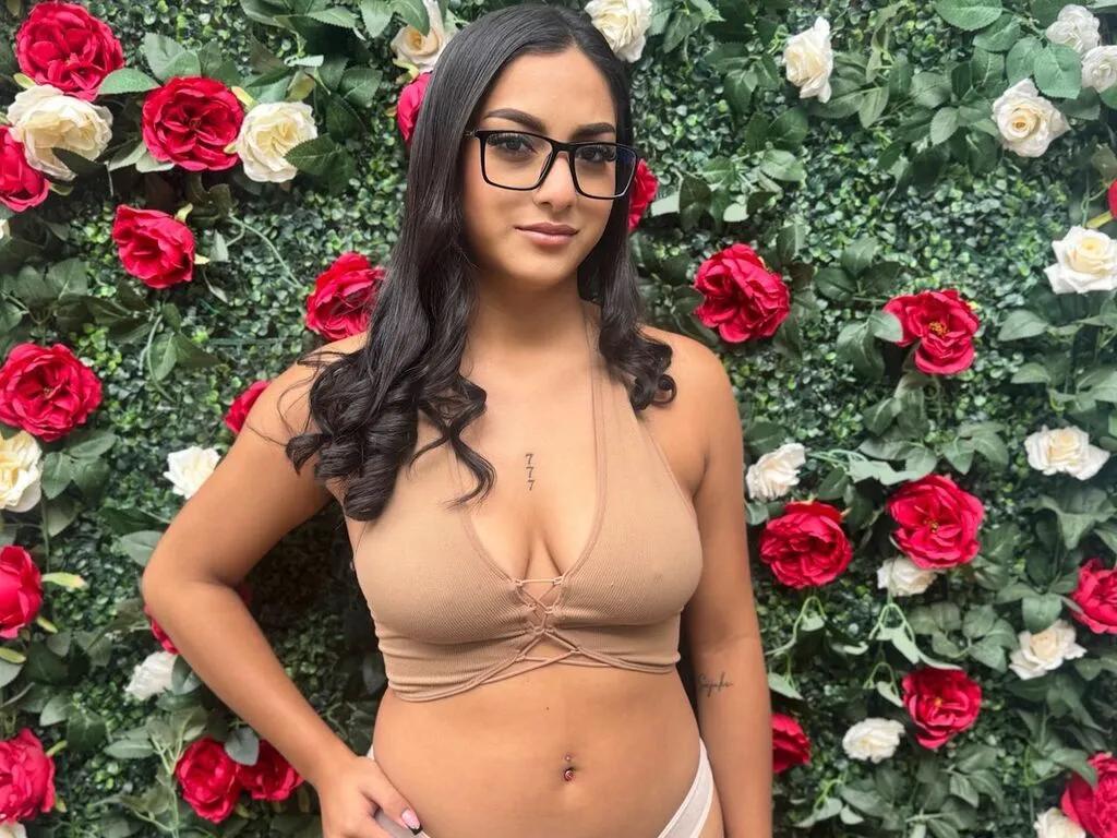 LucyHerz on LiveJasmin