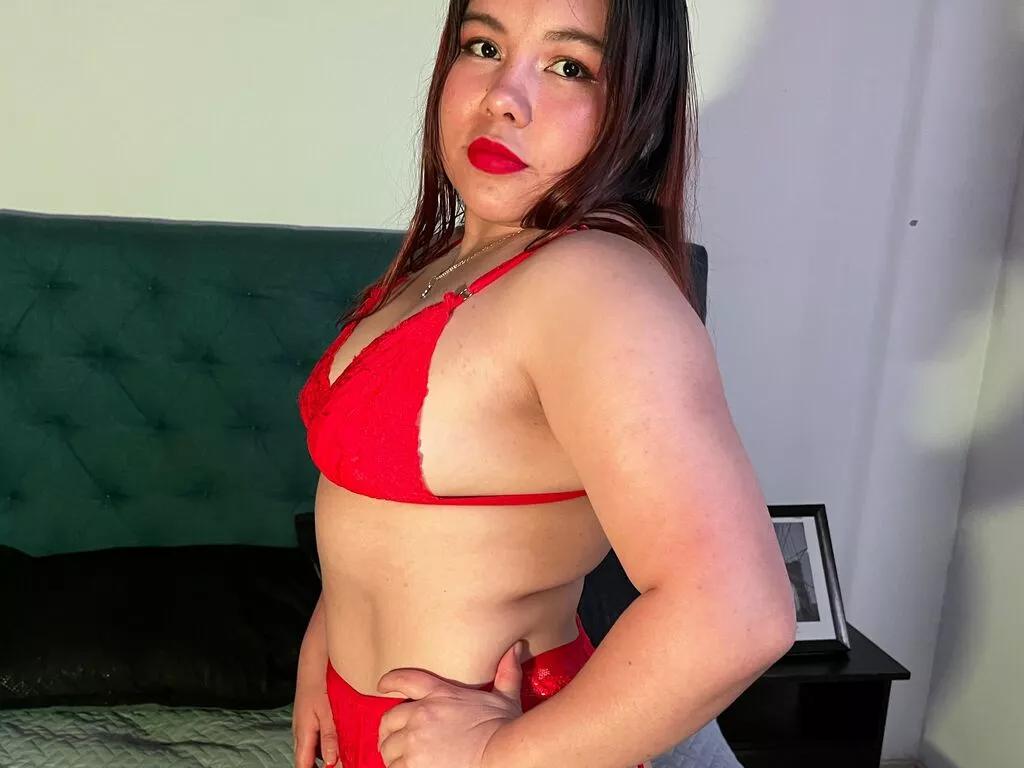 LucyPetit on LiveJasmin 