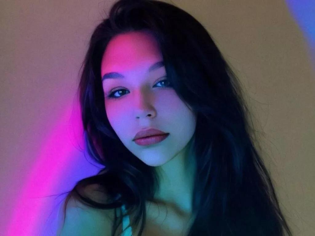 MeganCrago on LiveJasmin