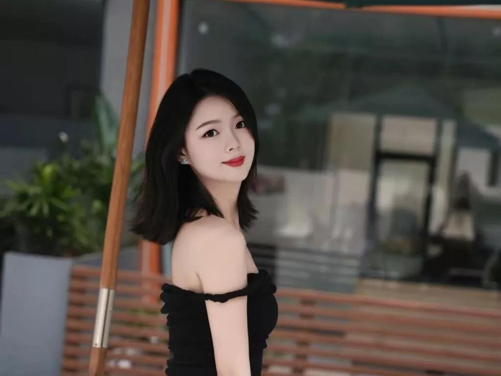 MengRuoxi on LiveJasmin 