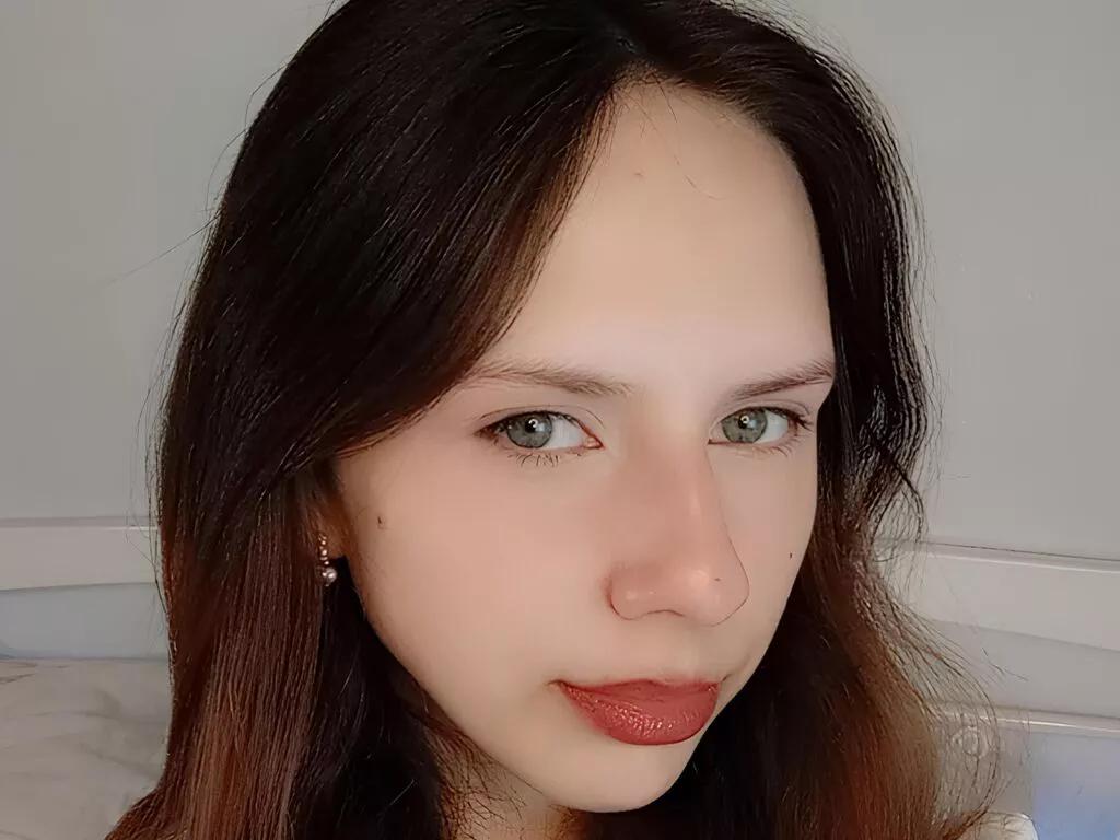 OdelinaBarris on LiveJasmin 