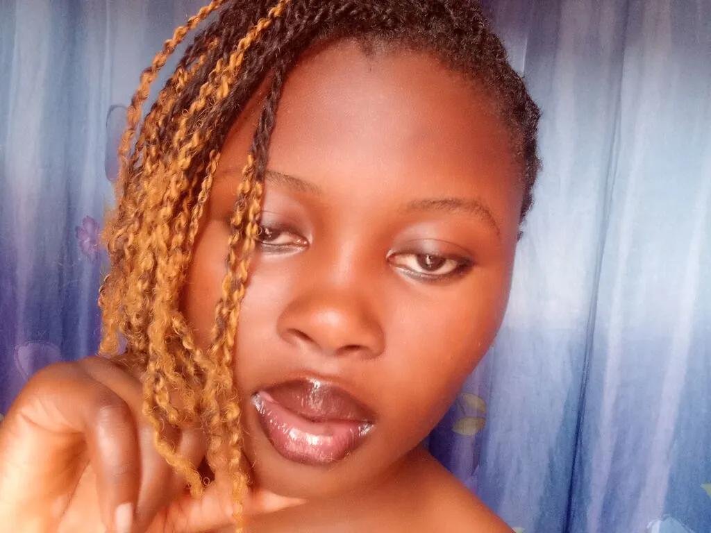 OluChi from LiveJasmin