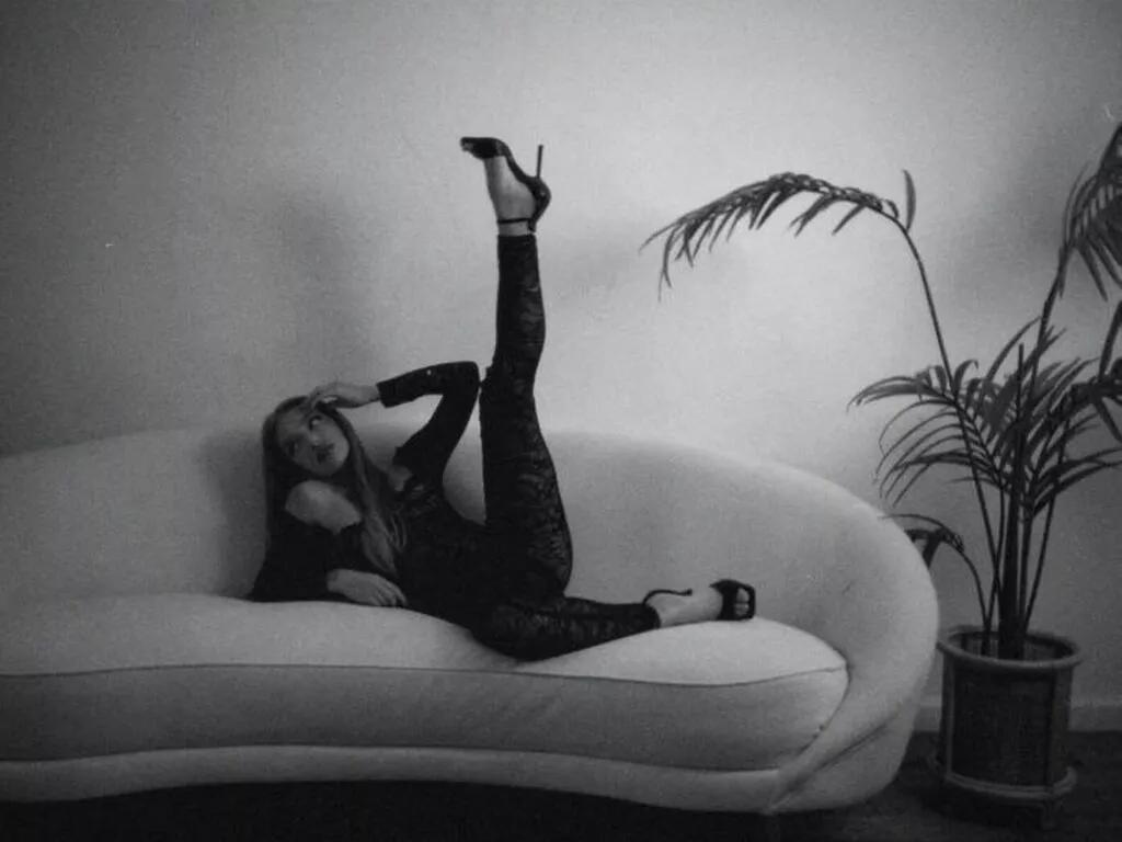SarahRichie on LiveJasmin 