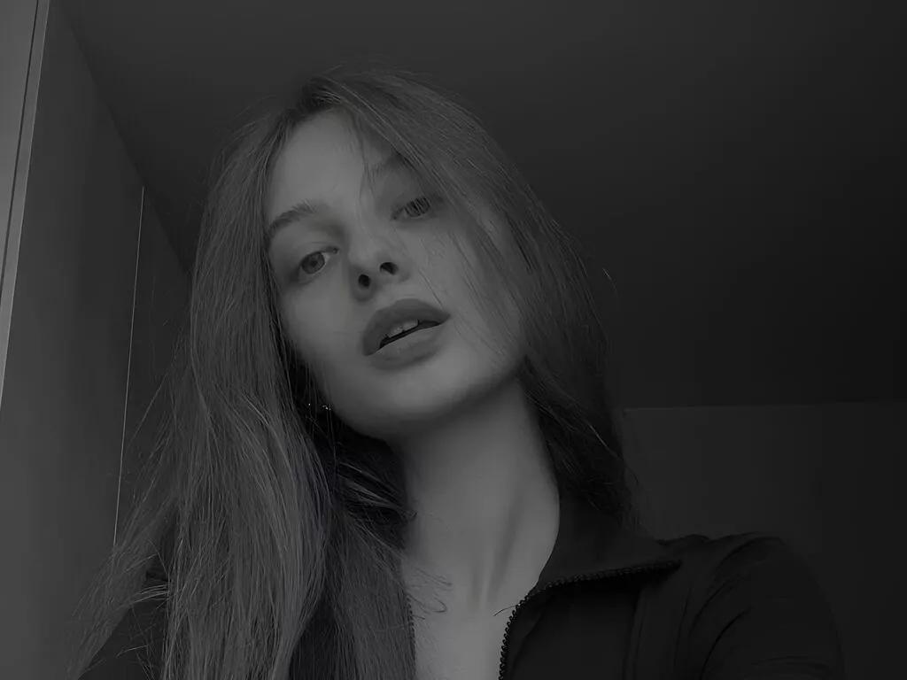 SnoopikSun on LiveJasmin