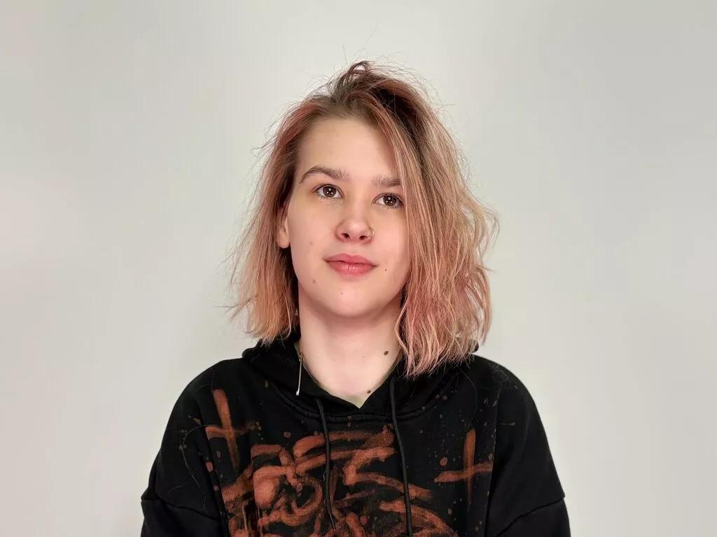 WillaBurrington on LiveJasmin 