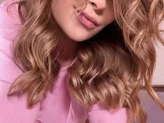 AnnaMichele on Streamate 