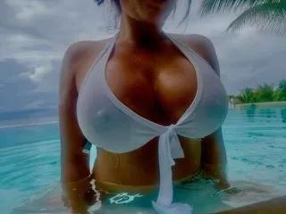 HollieC on Streamate 