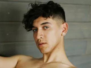 JohnnySilver on Streamate 