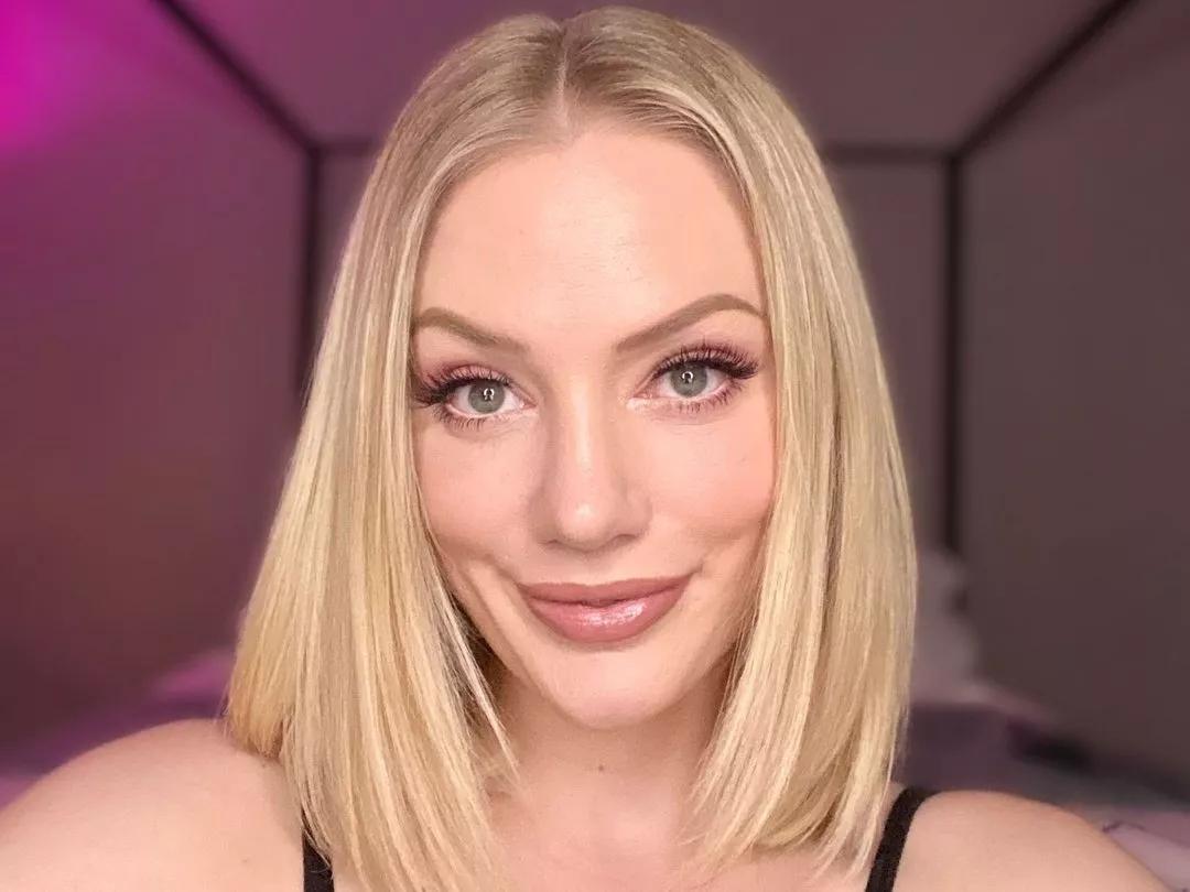 QuinnHart on Streamate 