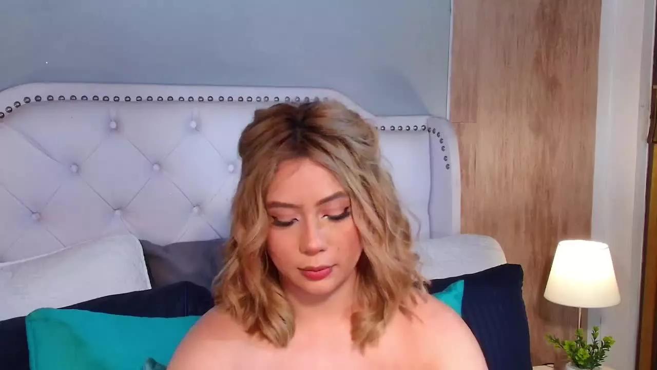 Abygail_Hills on Streamray 