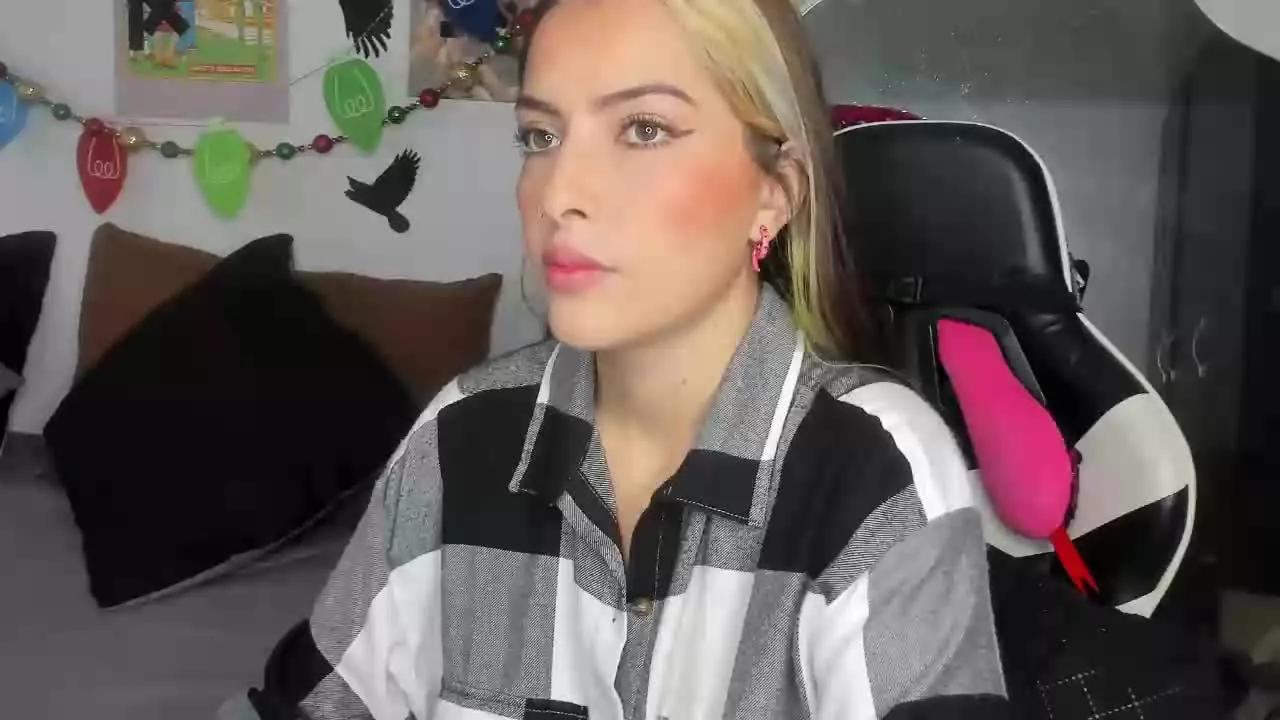 AmentiiNutt on Streamray 