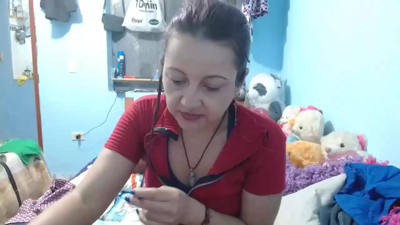 AnieHorny on Streamray 