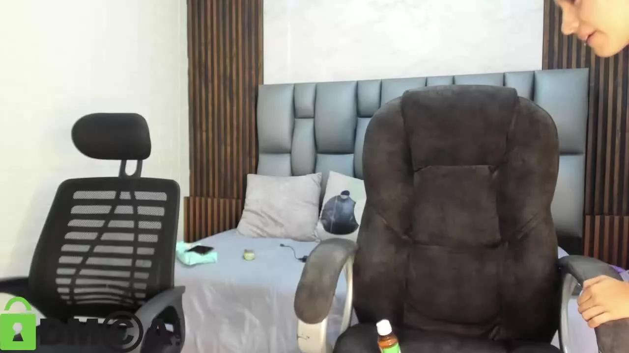 annyhills on Streamray