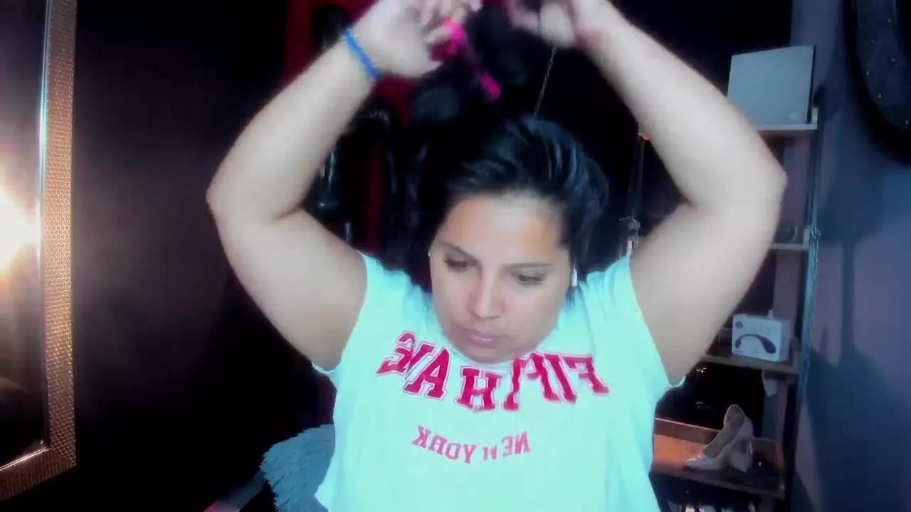 Ava_Squirt on Streamray 