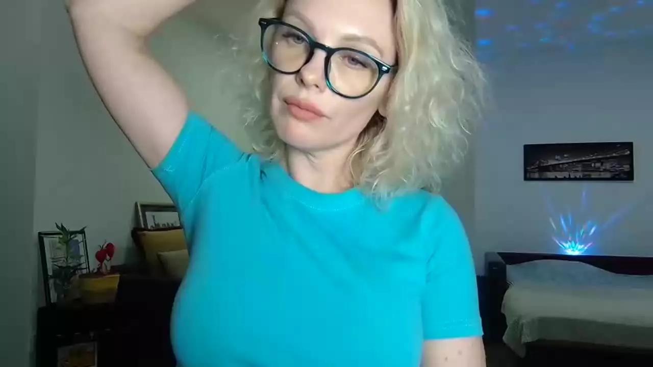 beautifulkollettee on Streamray 