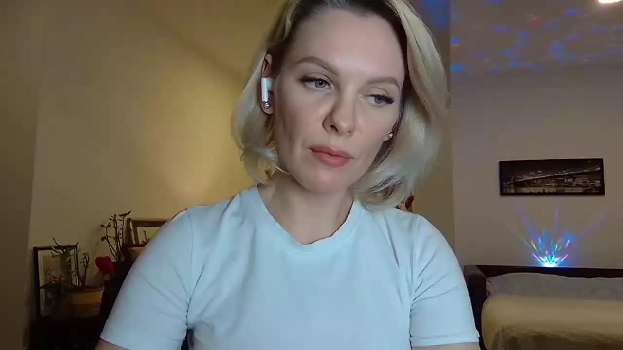 beautifulkollettee on Streamray 