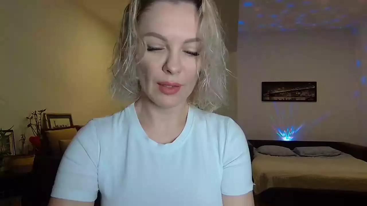 beautifulkollettee on Streamray 