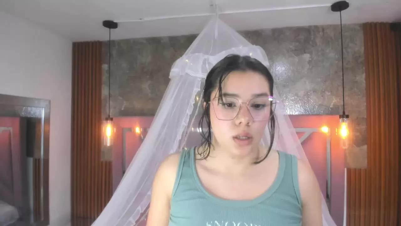 EmmaSulivan on Streamray 