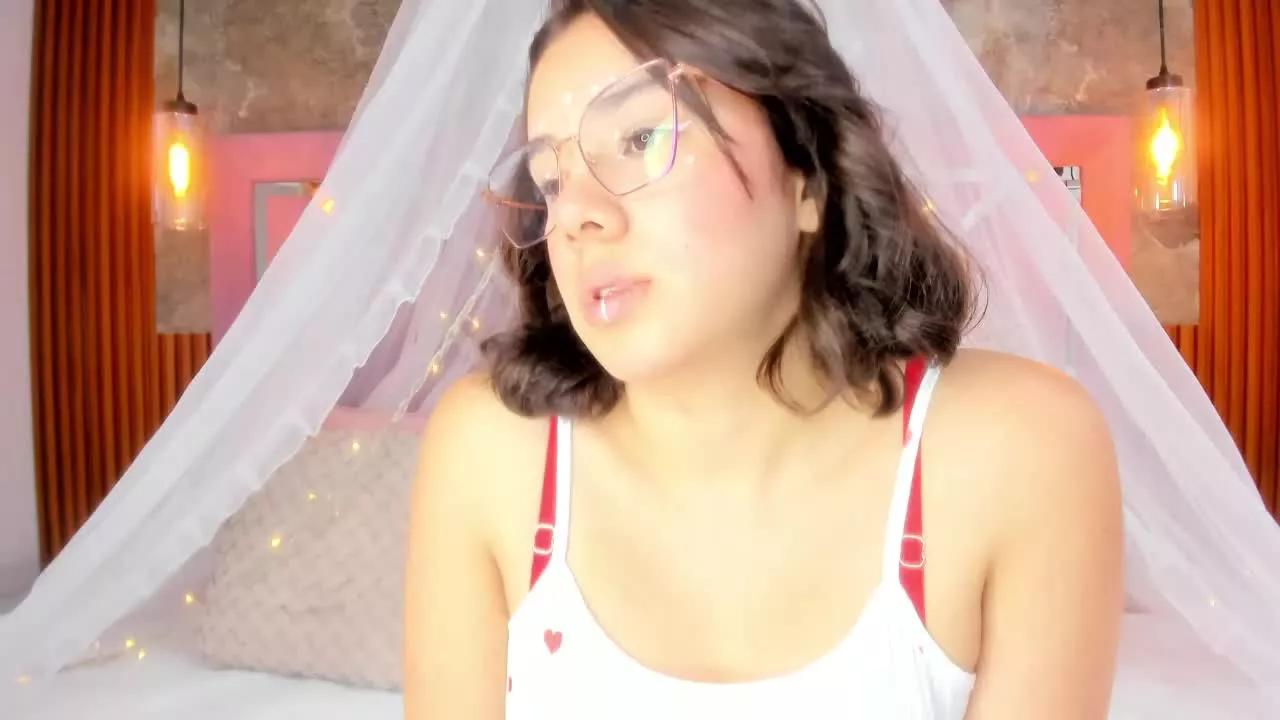 EmmaSulivan on Streamray 
