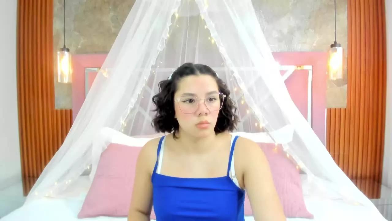 EmmaSulivan on Streamray 