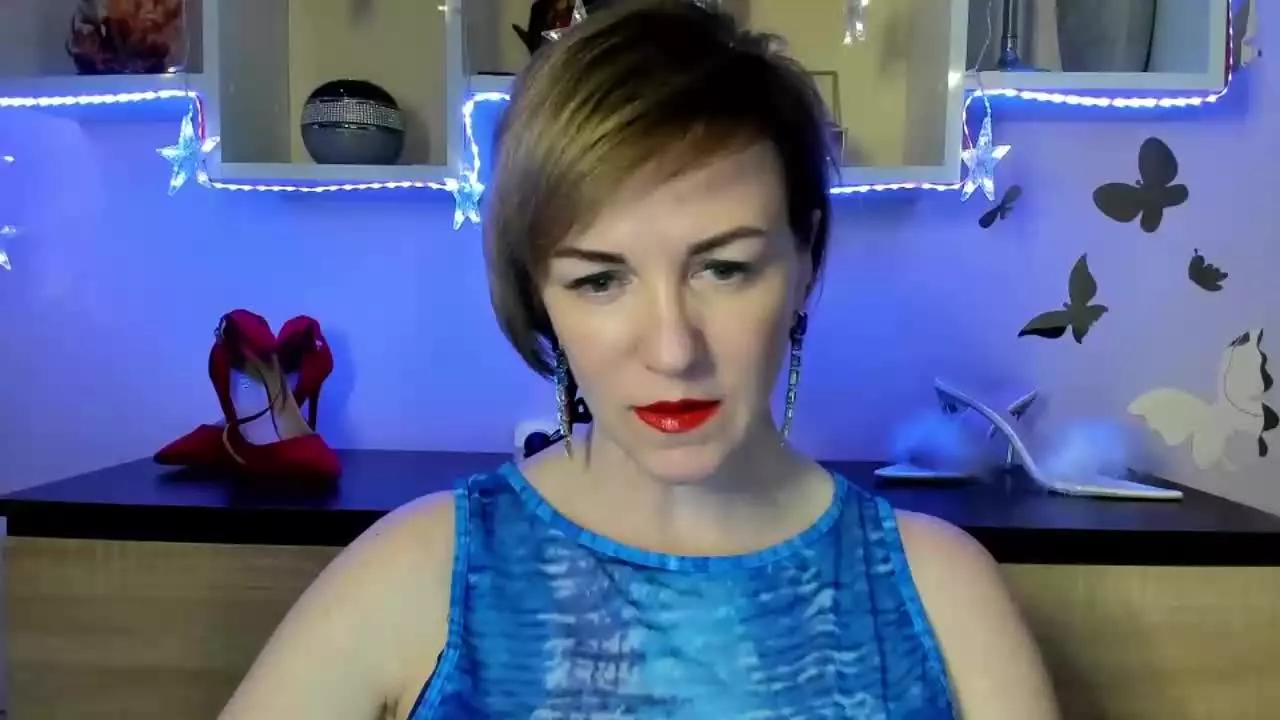 feliziaGLAM on Streamray 