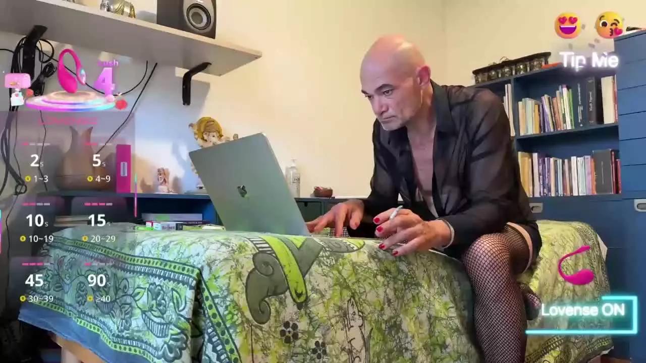 GayFigo19Stup on Streamray 