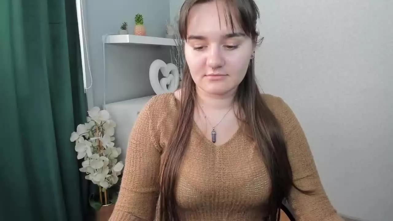 JulieDream on Streamray 