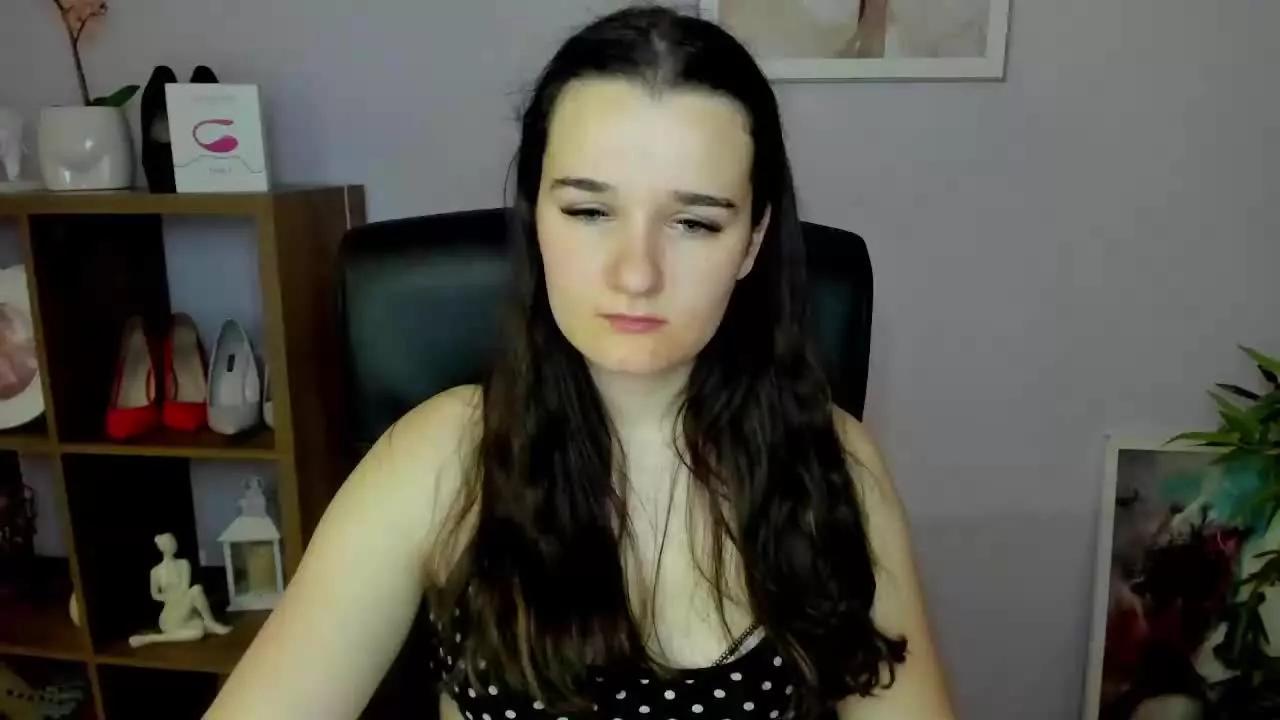 KATEcherry on Streamray 