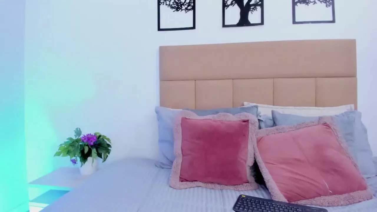 KendallSmiith on Streamray 