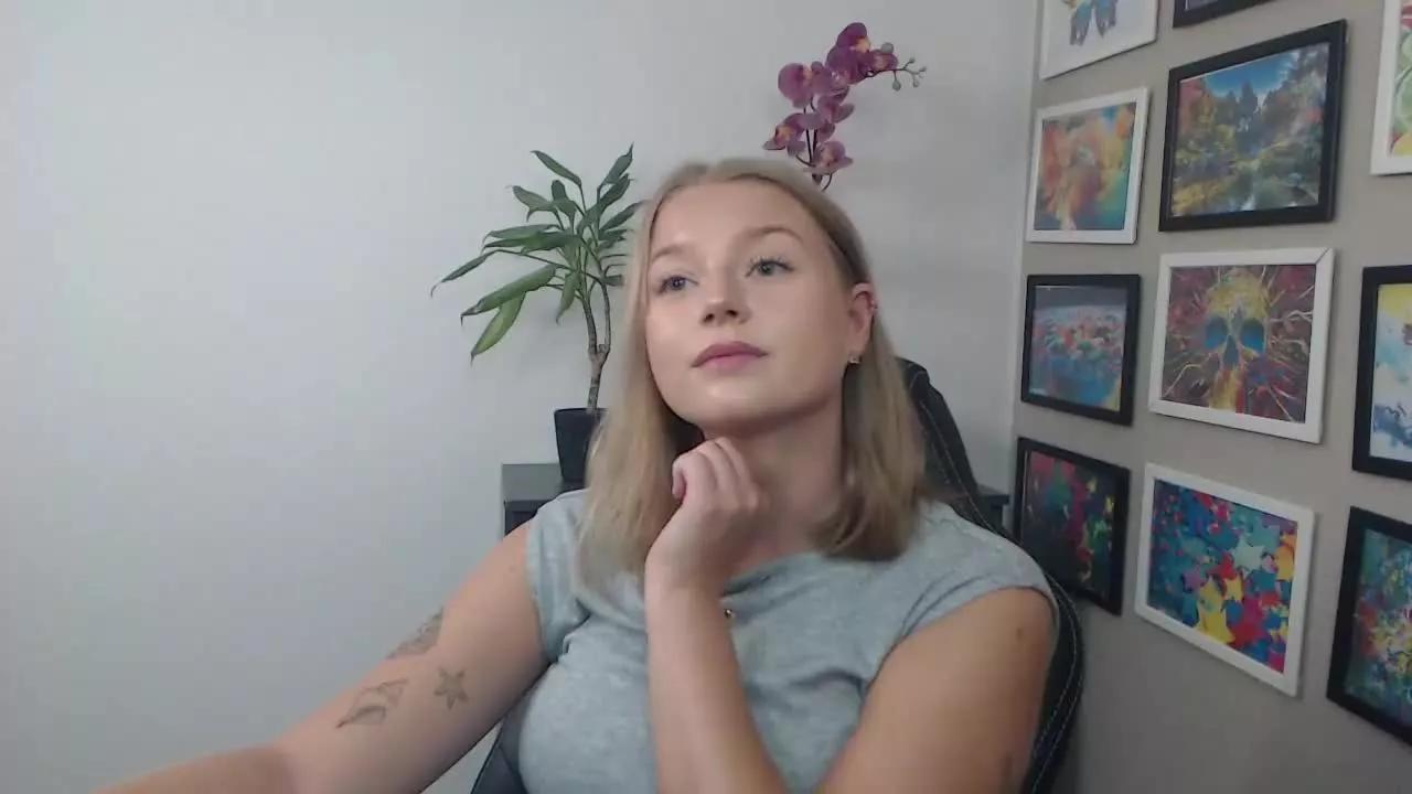 littleERICA on Streamray 
