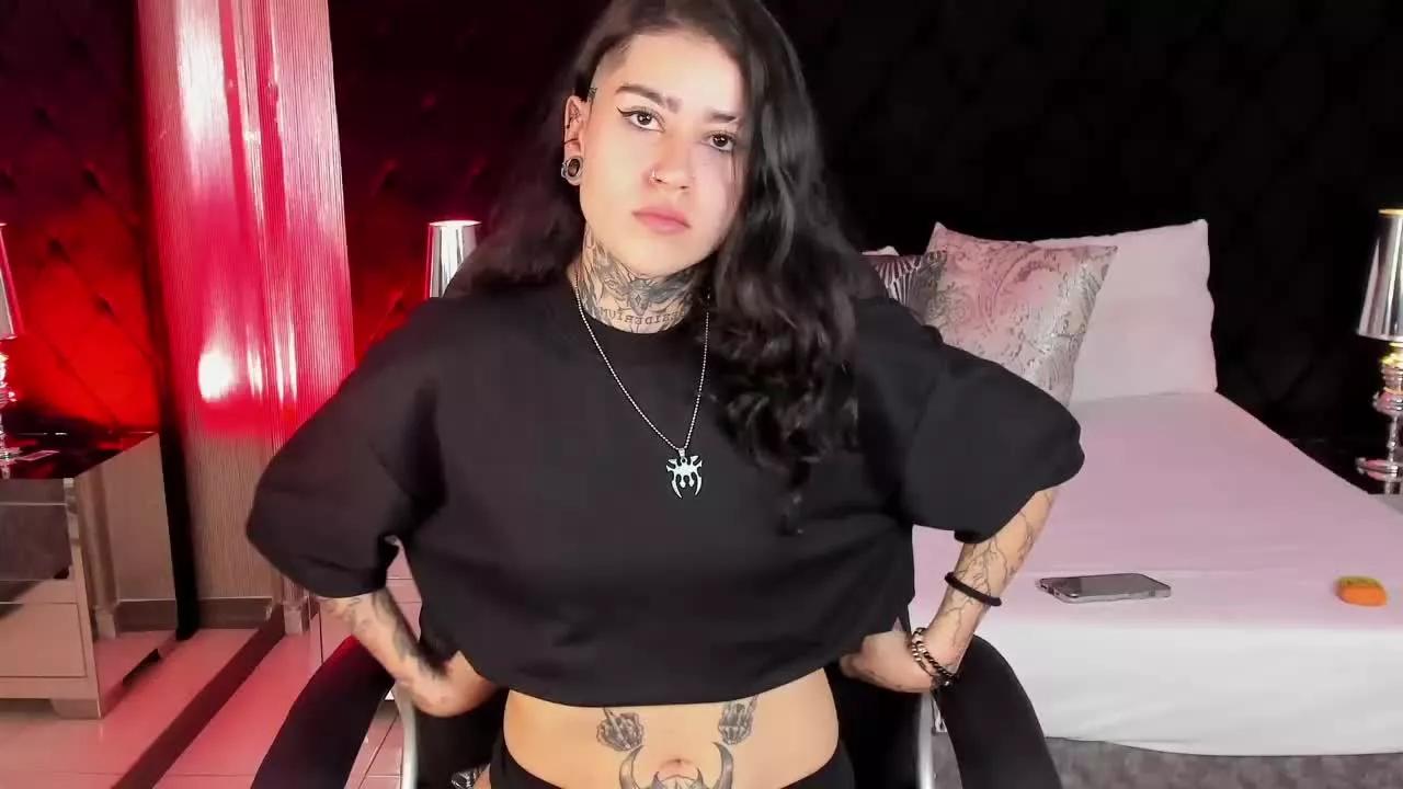 MarcelineWoods on Streamray 