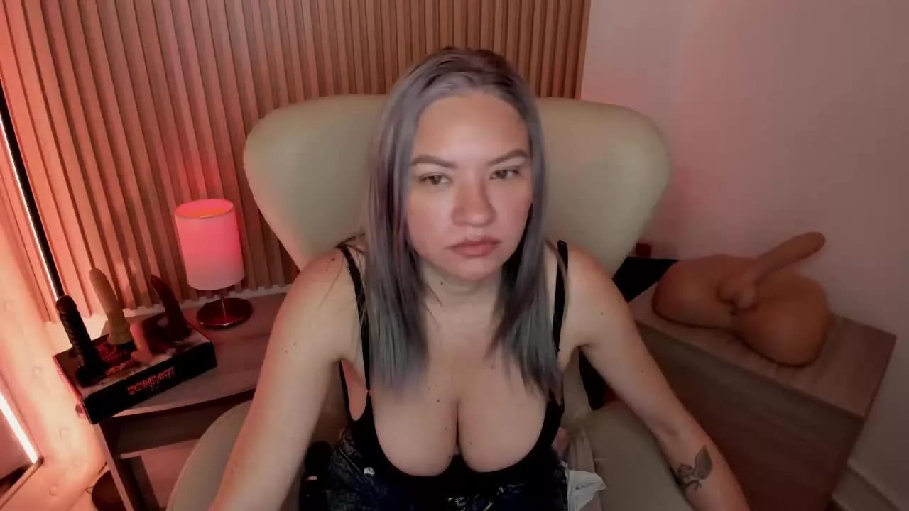 mariann_love on Streamray 