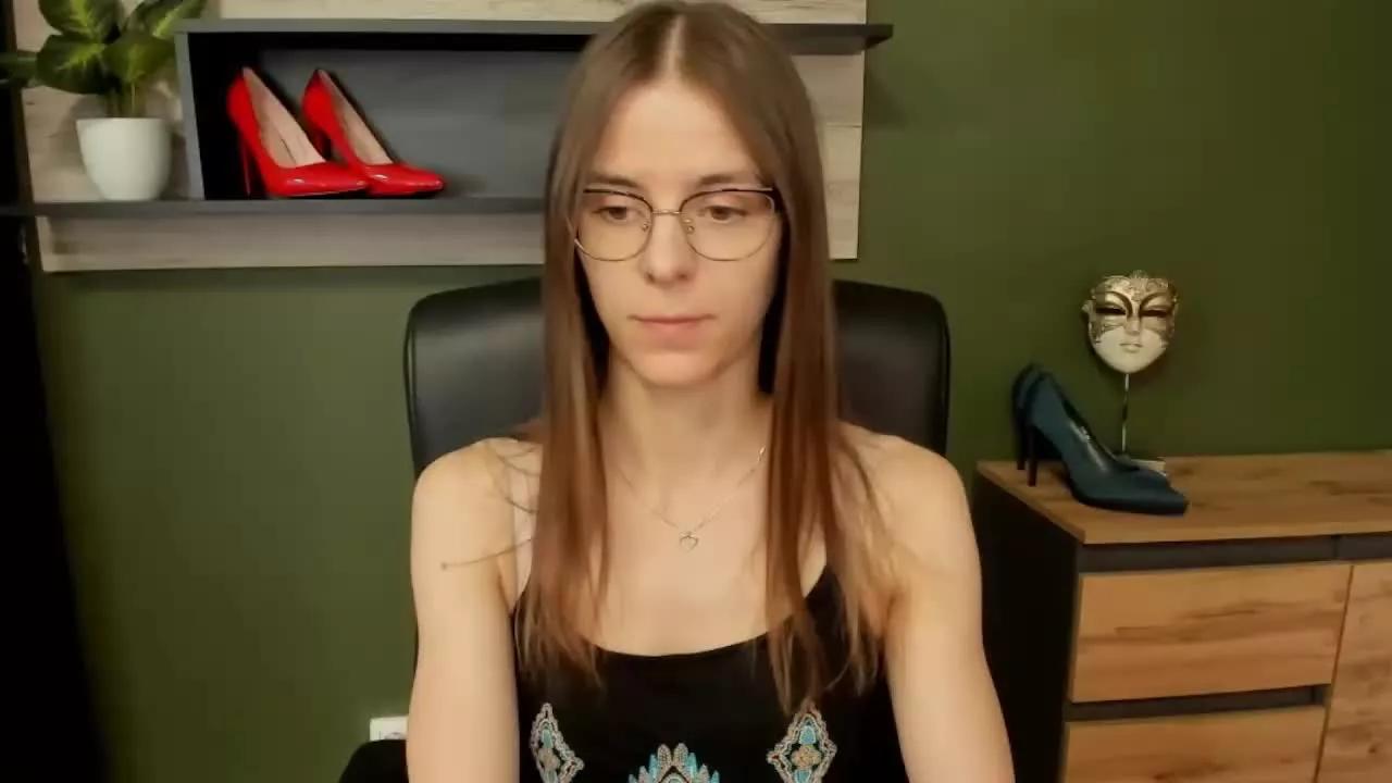 MegiLove on Streamray 