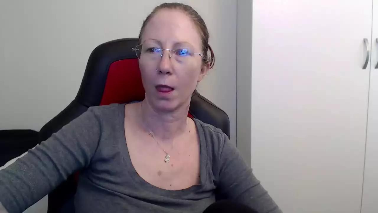 MorganaDelRay on Streamray 