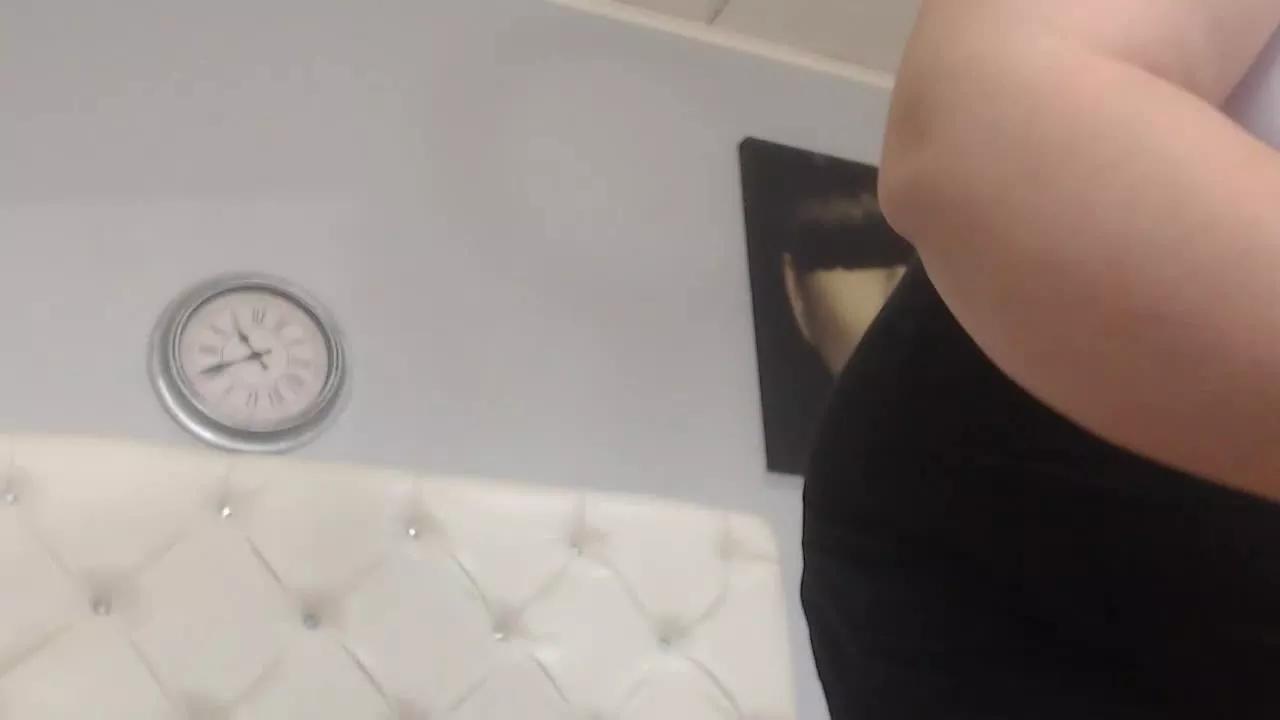 ReedClara on Streamray 