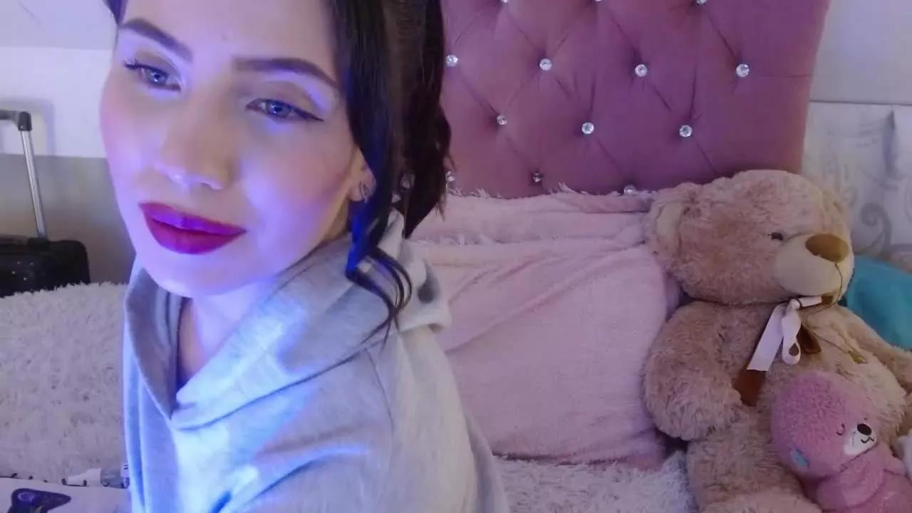 SarayRoussel on Streamray 