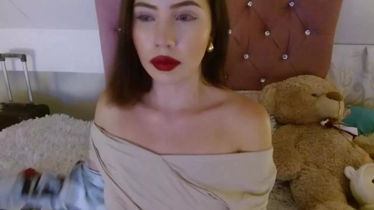 SarayRoussel on Streamray 