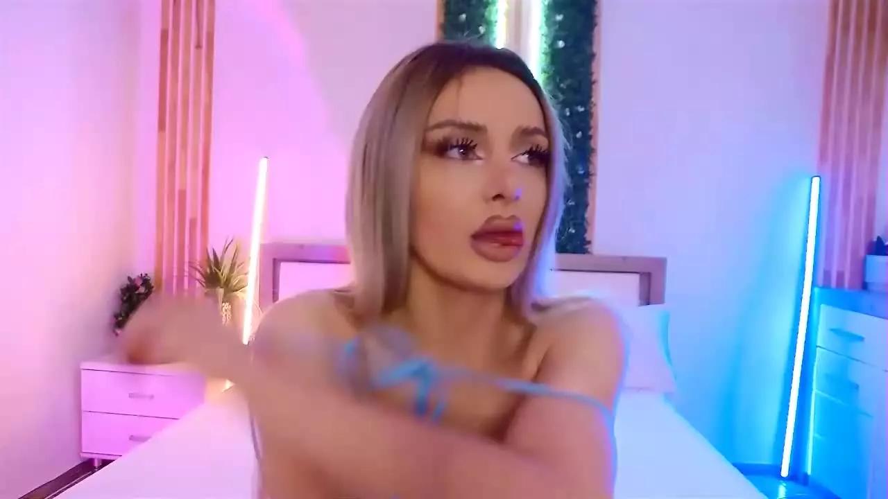 STEPHANIE01 on Streamray 
